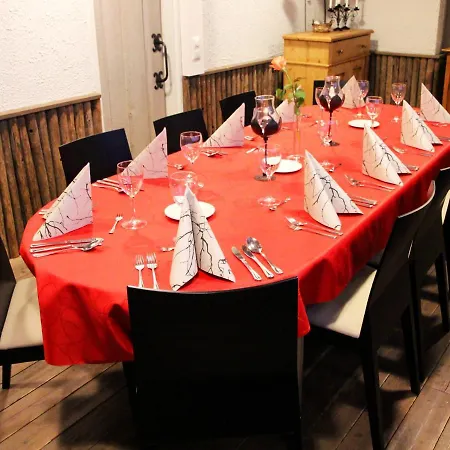 Art Olavi Szálloda 3*